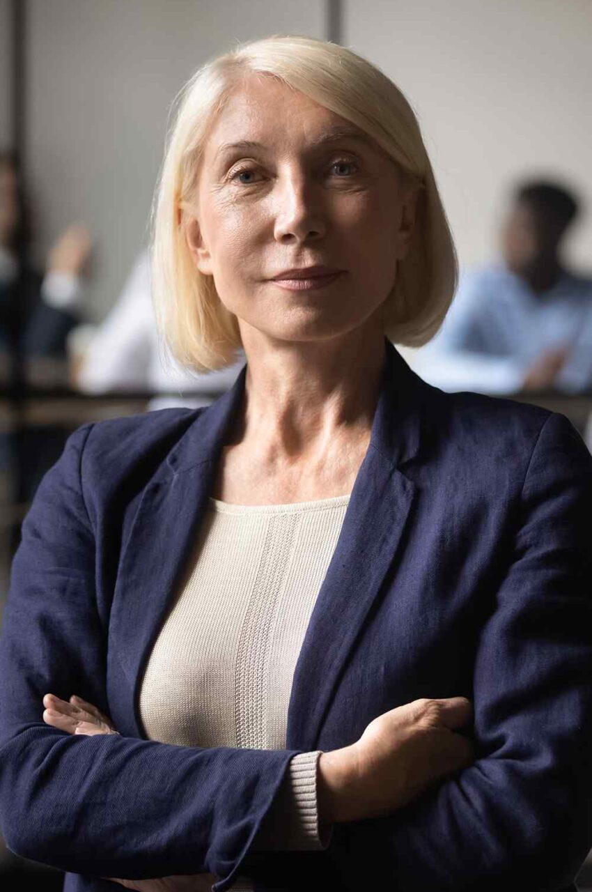 https://www.libelulasoft.com/wp-content/uploads/2019/02/team_04-850x1280.jpg
